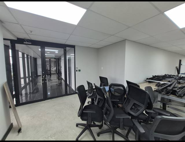418M² OFFICE TO LET IN SANDTON CENTRAL